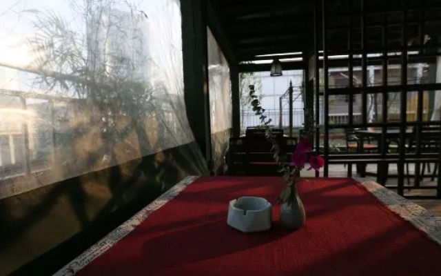 Nandu Hotel (Chengdu Renmin South Road Us Consulate)