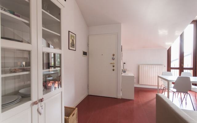 Intimate Attic Flat near Politecnico University