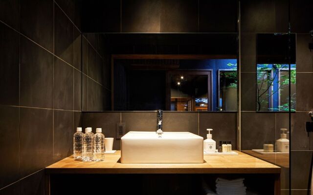 YADORU KYOTO HANARE Kanade No Yado