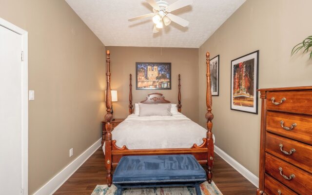 Monmouth Loft 1