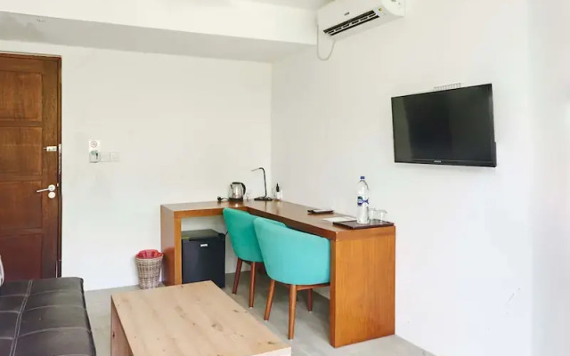 Bliss Dhigurah Hotel