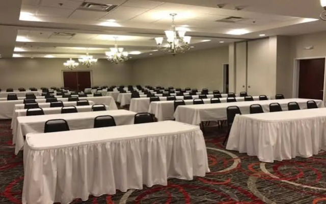 Holiday Inn Hotel & Suites Lafayette North