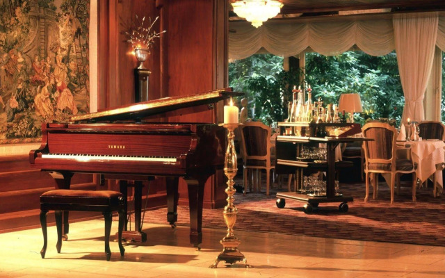 Waldhotel Tannenhäuschen