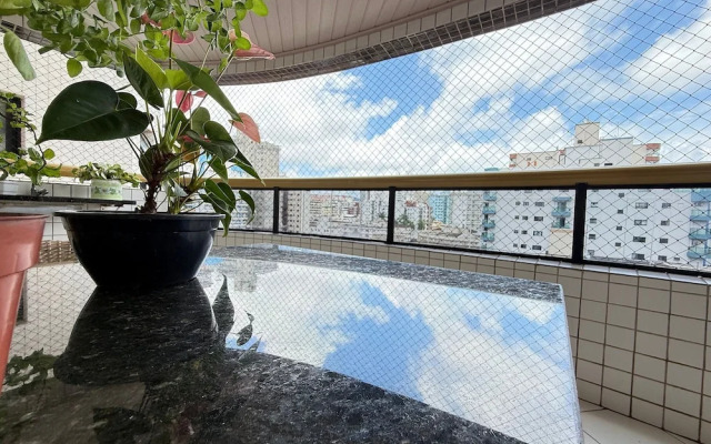 Pé na Areia Praia da Guilhermina V