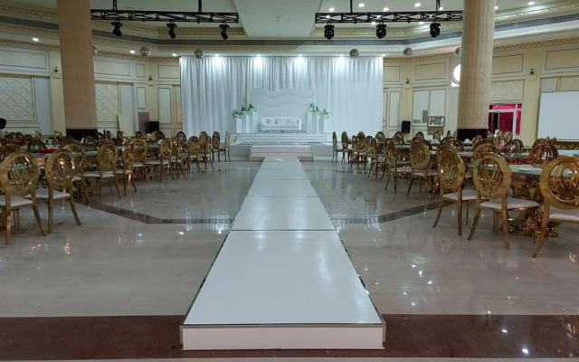 Al Salam Grand Hotel & Resort