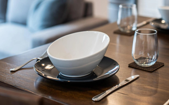 Niska's Den by Revelstoke Vacations