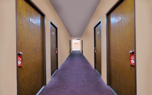 OYO 588 Rose In Mansion