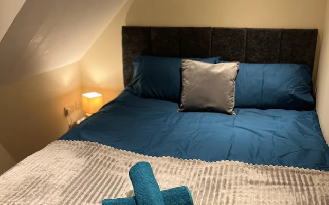 Central Location 2-bed Apartment in Maidstone