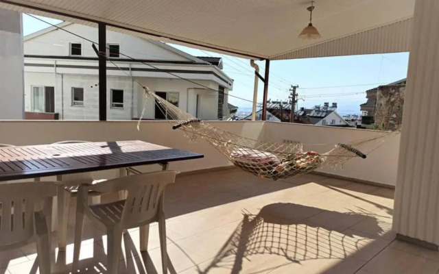 House With Terrace and a Calming View in Fethiye