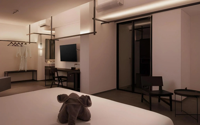 REZ Hotel Semarang – Guest Rooms – Semarang