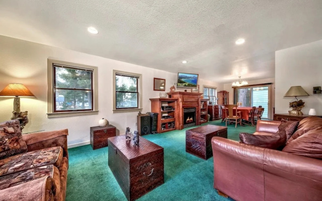 1624p The Player Cabin 3 Bedroom Home by Redawning