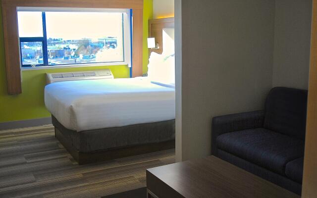 Holiday Inn Express Vancouver Airport Richmond by IHG