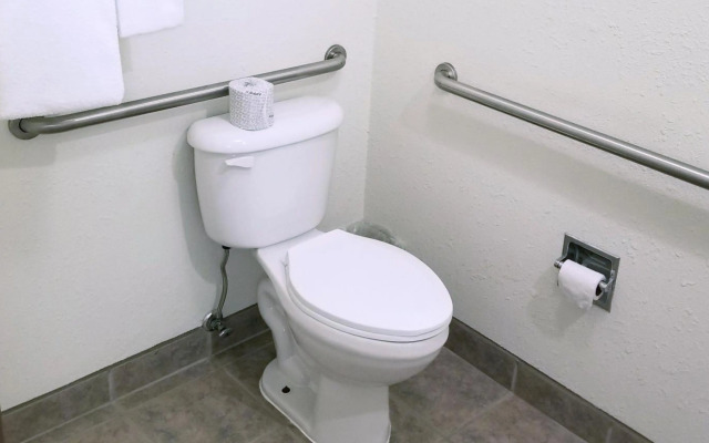 Keystone Boardwalk Inn and Suites