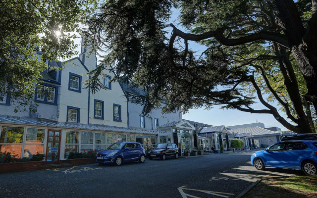 Best Western Kings Manor Hotel