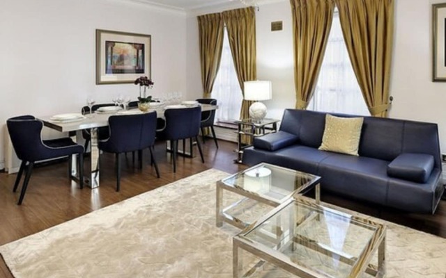 Carlton Court - Mayfair