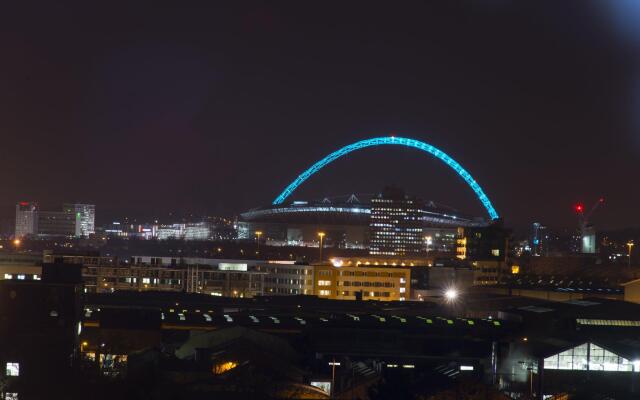 Holiday Inn London - West by IHG