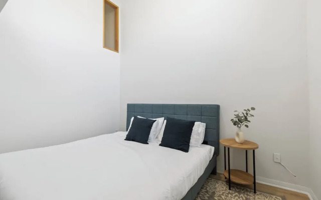 The Gallery Unit 301