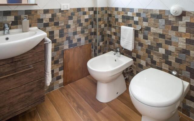 Arricampati Airport Rooms in Villa & RENT CAR