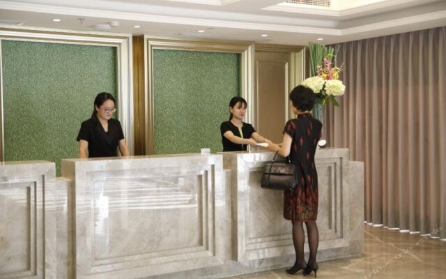 The Hotel V Zhenjiang Jingkou