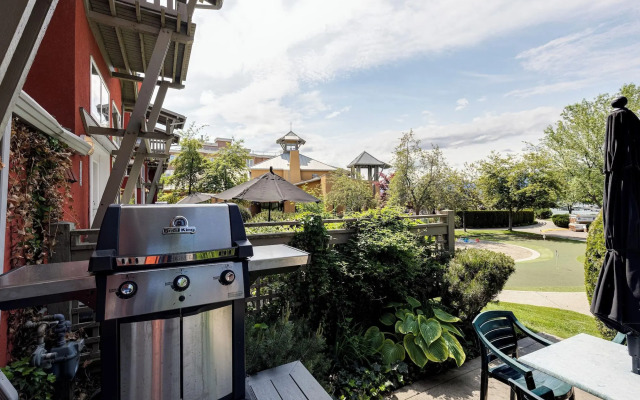 Villa's At Eldorado Resort