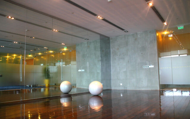 Crowne Plaza Yichang by IHG