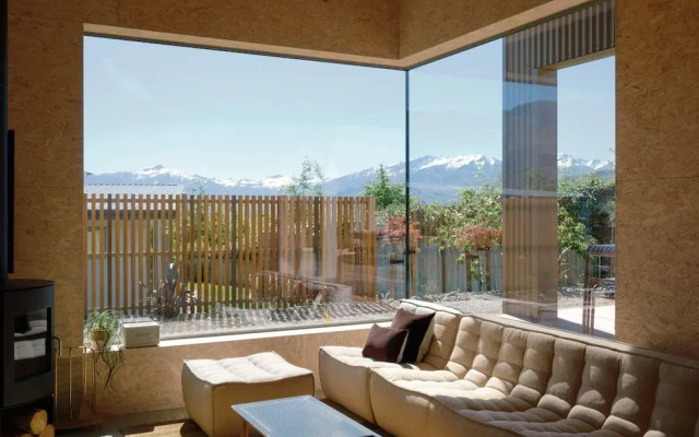 Scout - Architectural Design - Sleeps 6