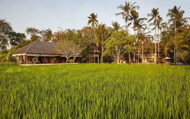 Villa Bangkuang