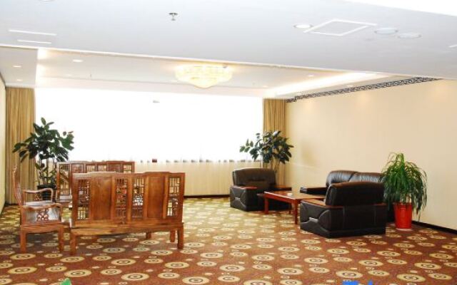 Sun And Moon International  Hotel (Zhenyuan Ancient Town Branch)