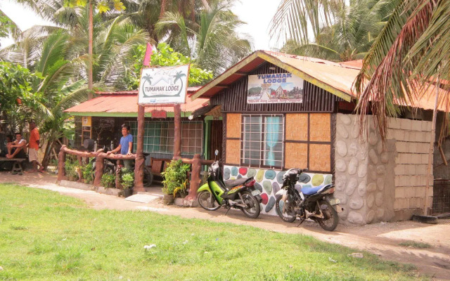 Tumamak Lodge