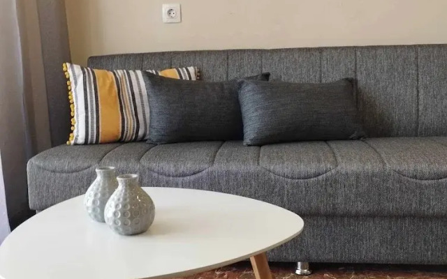 Zeusplace Spacious Apartment Private Parking