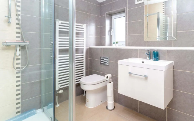 30 Monthly Discount St Mary s Apartment