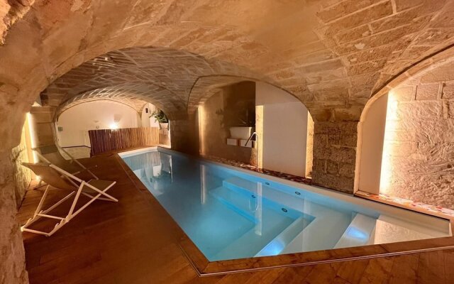 Vianna Suites & Spa