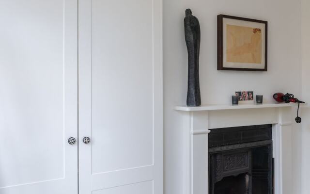 Cosy 1 Bedroom Flat With Garden in Lovely Chiswick