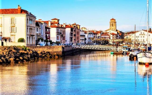 Appartement Saint-Jean-de-Luz, 1 pièce, 2 personnes - FR-1-4-596
