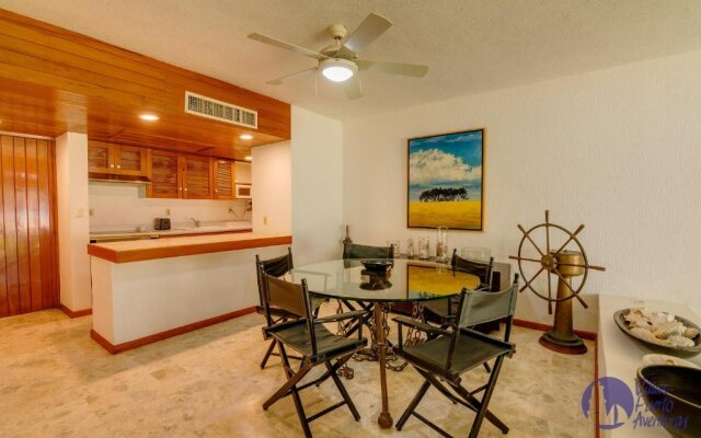 Chac Hal, Beachfront Apartment with Amenities-2