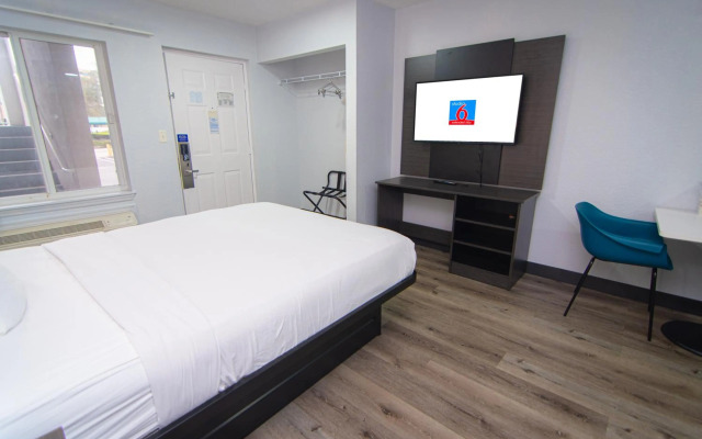 Studio 6 West Palm Beach, FL