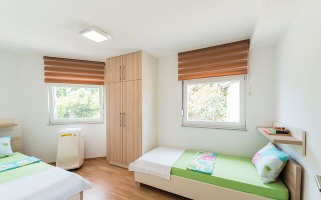 Apartments Kresic
