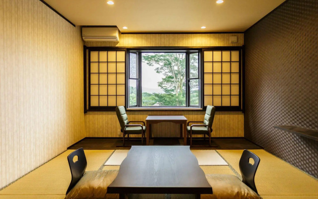 Yufuin Ryokan Seikoen