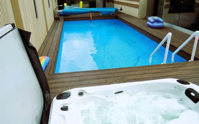 Comfortable Apartment With a Swimming Pool and Jacuzzi in Miedzywodzie.-ex TUI