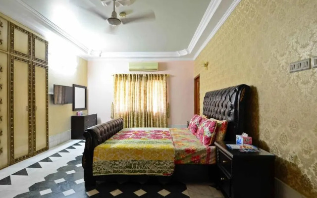 Hotel Blue Sky Karachi