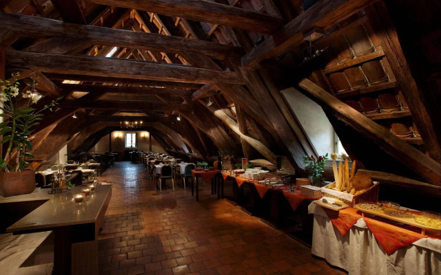 Appia Hotel Residences