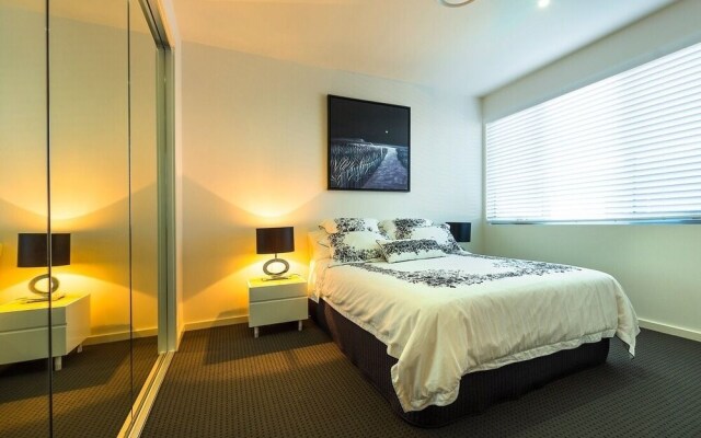 Holiday Home Vogue Living @ Hope Island Resort