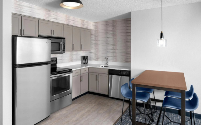Residence Inn by Marriott Holland