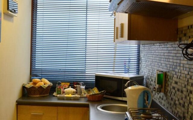 Kangaroo Wasi Airport Bed & Breakfast