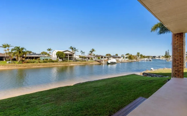 Barooga1- Mooloolaba Canal Front