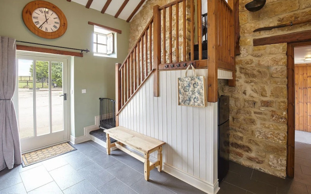 Host Stay The Hayloft