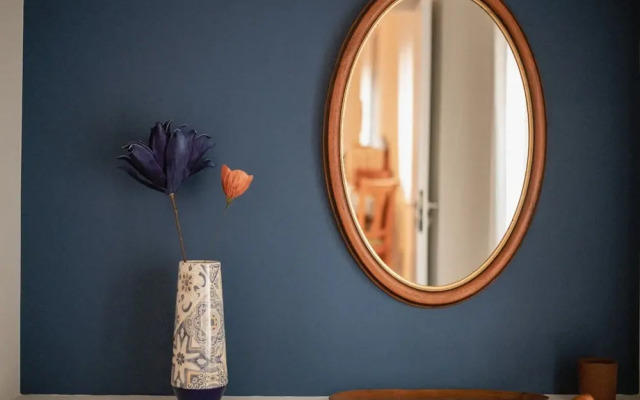 Elegant City Apartment - 250m From Solomos Square