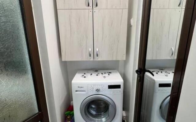 Cozy & complete 2 room flat