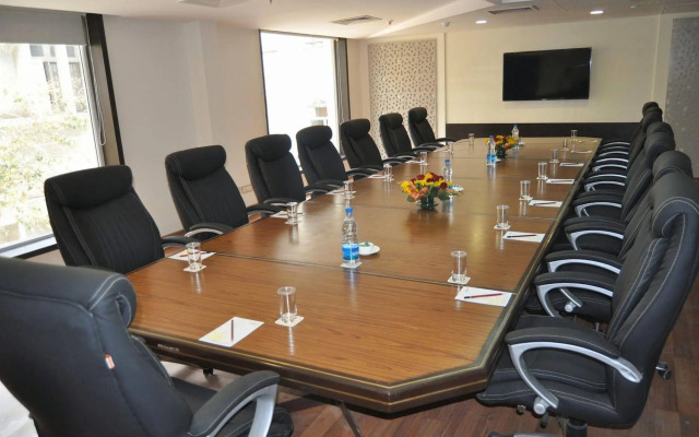 The Grand Orion - Kailash Colony