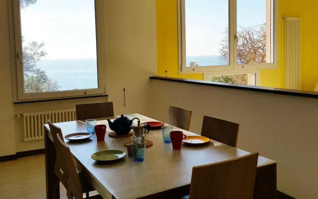 Lovely Apartment on the Ligurian Sea